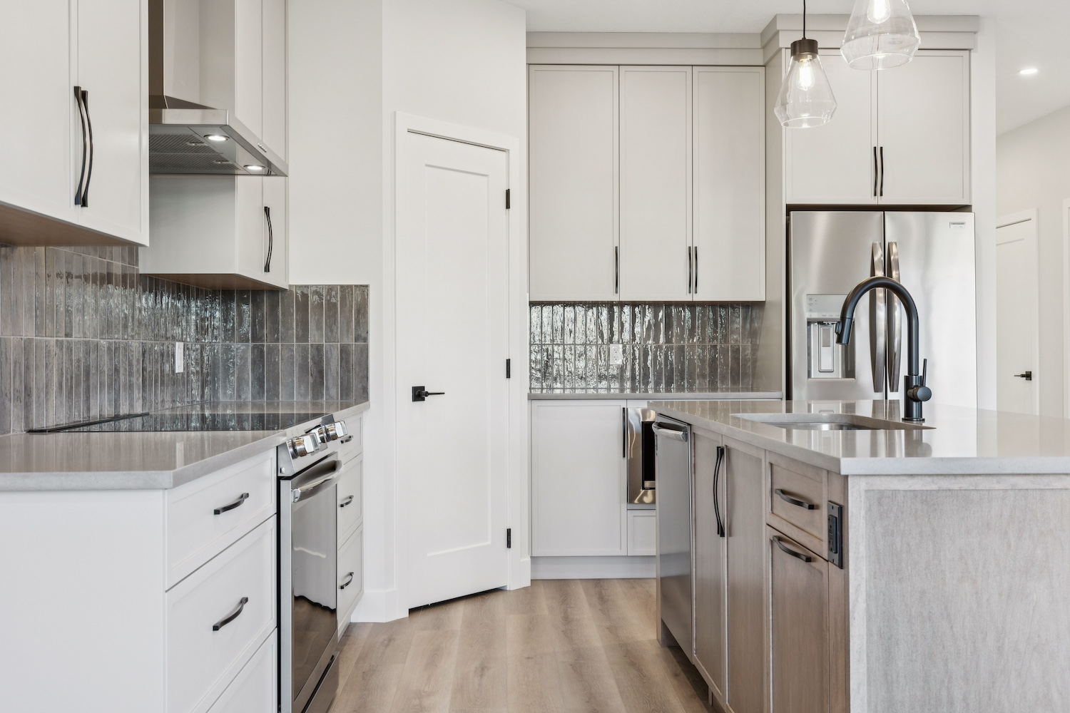 10.28.2025 - R Space - 120 Quartz Cres-27