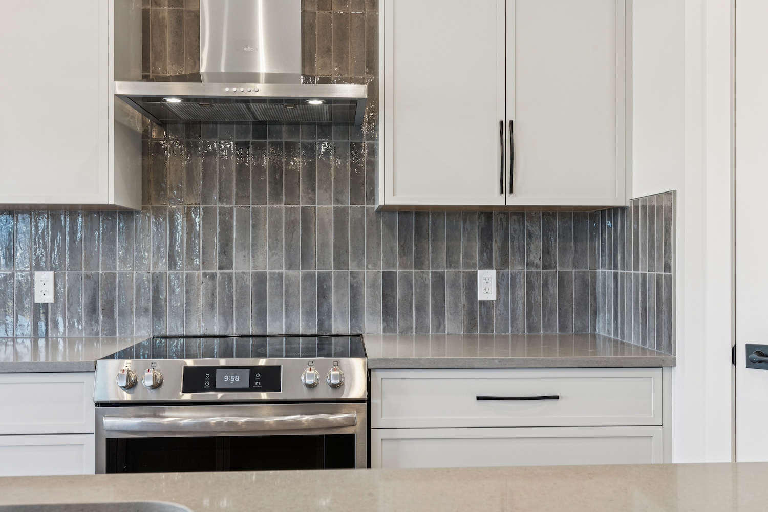 10.28.2025 - R Space - 120 Quartz Cres-33