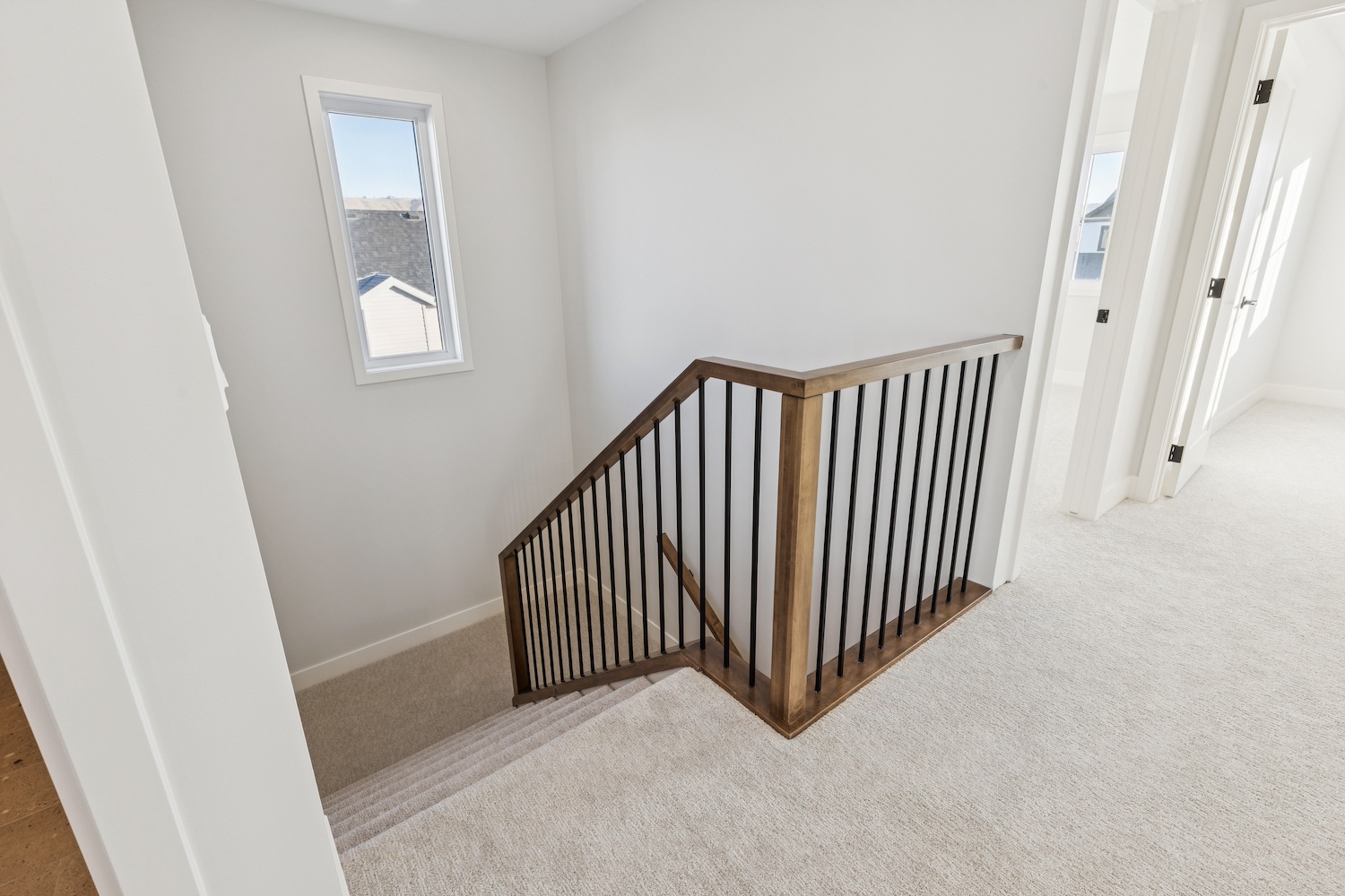 10.28.2025 - R Space - 120 Quartz Cres-35