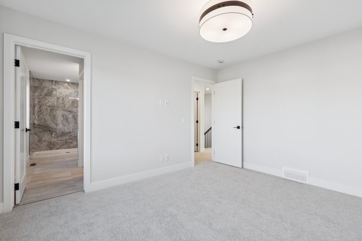 10.28.2025 - R Space - 120 Quartz Cres-40