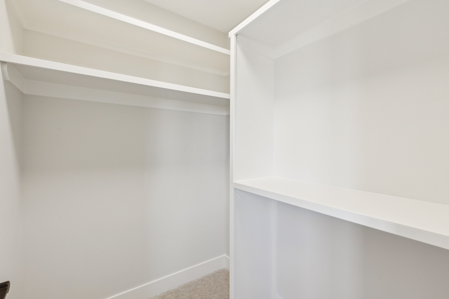 10.28.2025 - R Space - 120 Quartz Cres-43